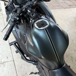 2025 Kawasaki Ninja 650 abs