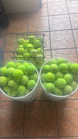 Tennis balls
