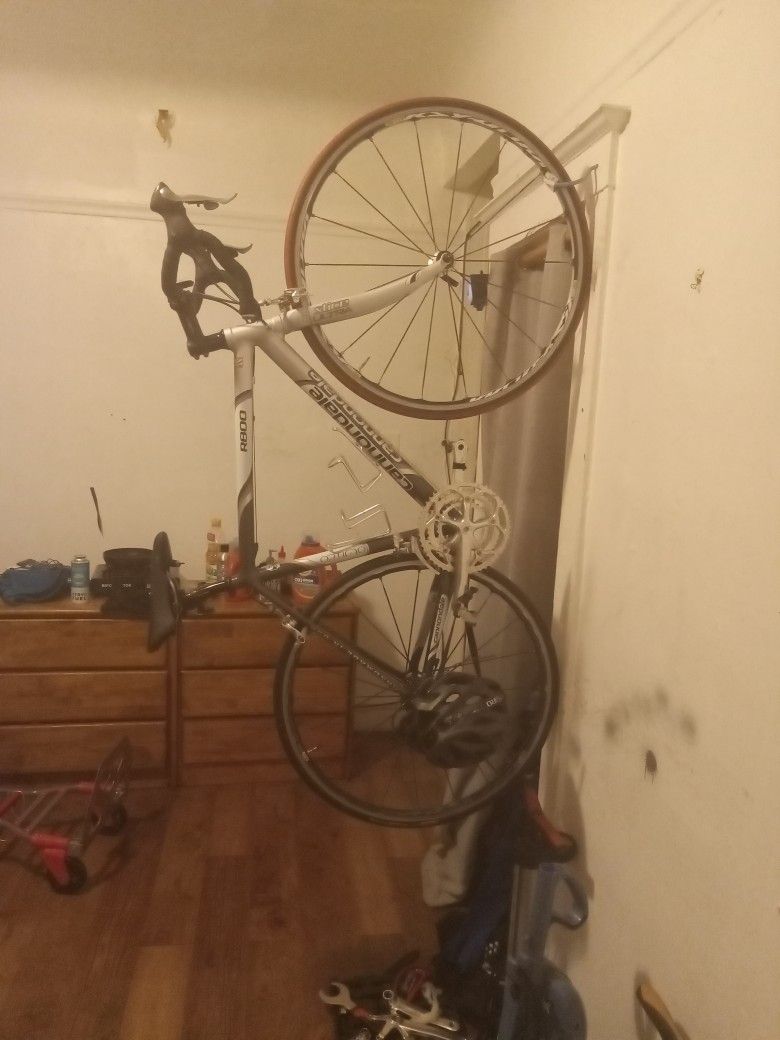 $100 Like New Cannondale Optimo Road Bike 