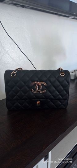 Channel purse
