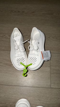 Crocs InMotion LiteRide Pacer – White – Men’s Size 7 – Brand New with Tags