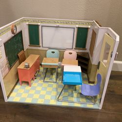 Large Classroom Doll house 