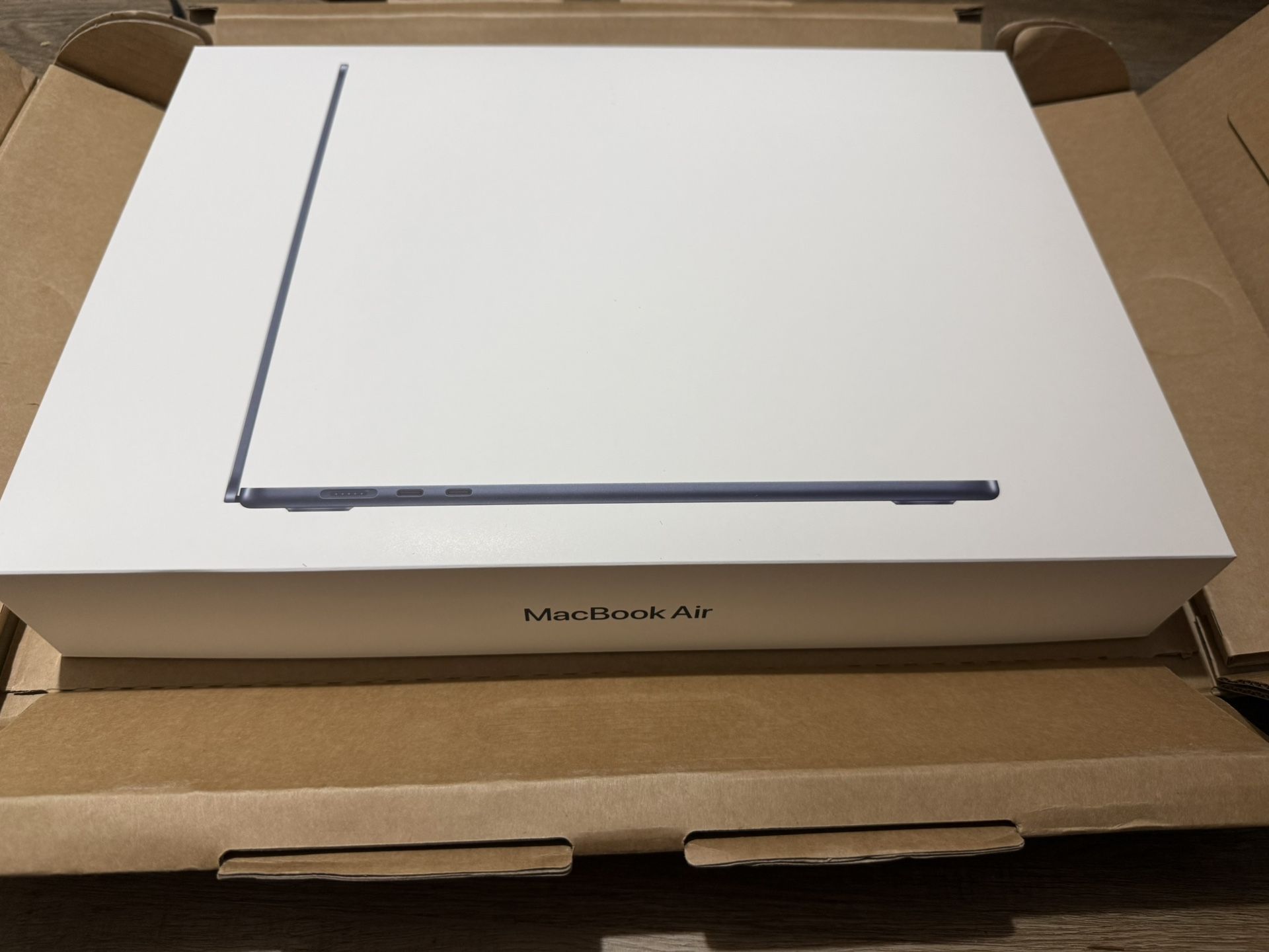 Apple MacBook Air 15” (2025)