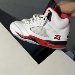 Jordan 5 Fire Red