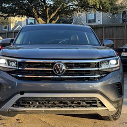 2022 Volkswagen Atlas • 2.0T SE w/ Technology