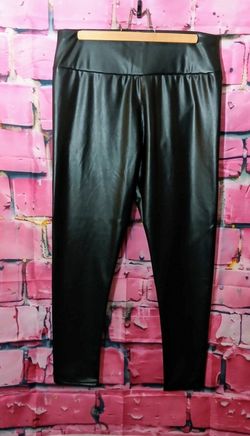 Women's Plus Faux Leather Leggings - Pants