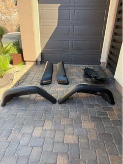 Mopar high top Rubicon fender flares with inner fender liners