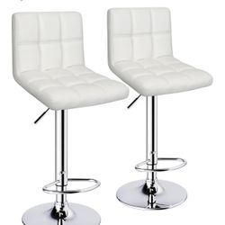 4 Bar Stools 