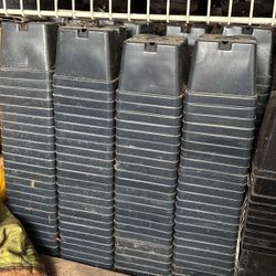 Garden Pots & Trays