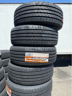 ‼️🚨vendo set de llantas 235 55 20 arroyo tires