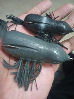 Flippin The Bird Hollow Body Topwater Baits