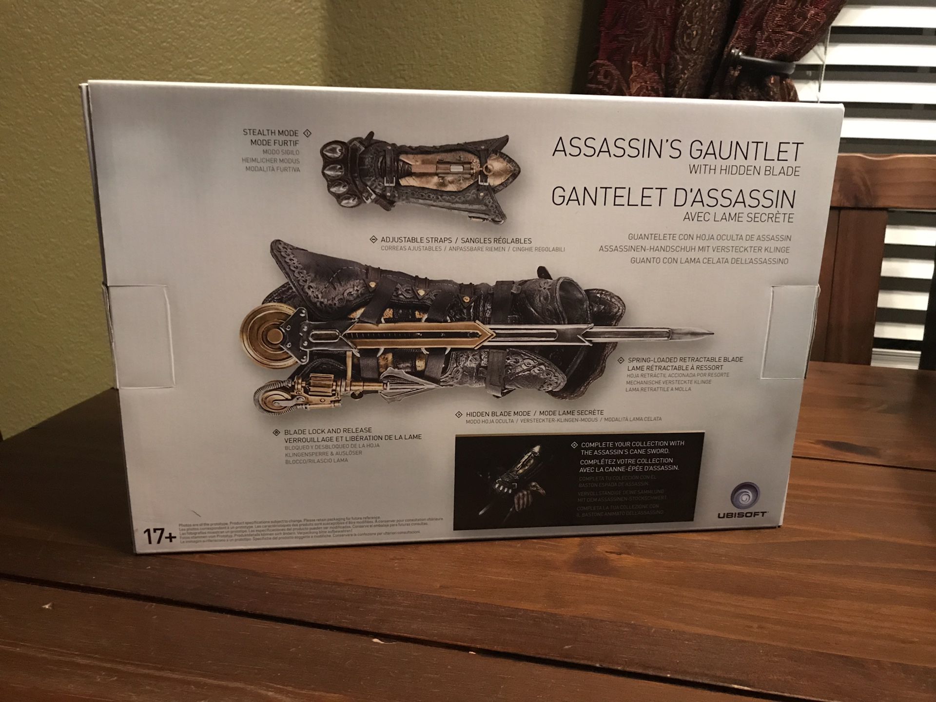 Assassin's Creed Syndicate Gauntlet with Hidden Blade. Brand new! MIB. for  Sale in Brea, CA - OfferUp