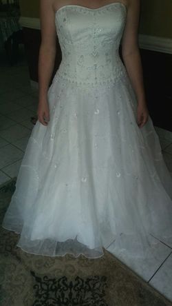 David's Bridal Wedding Dress