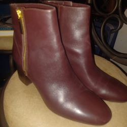 Michael Kors Brand New Boots Size 7