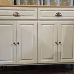 Rolling Kitchen Island