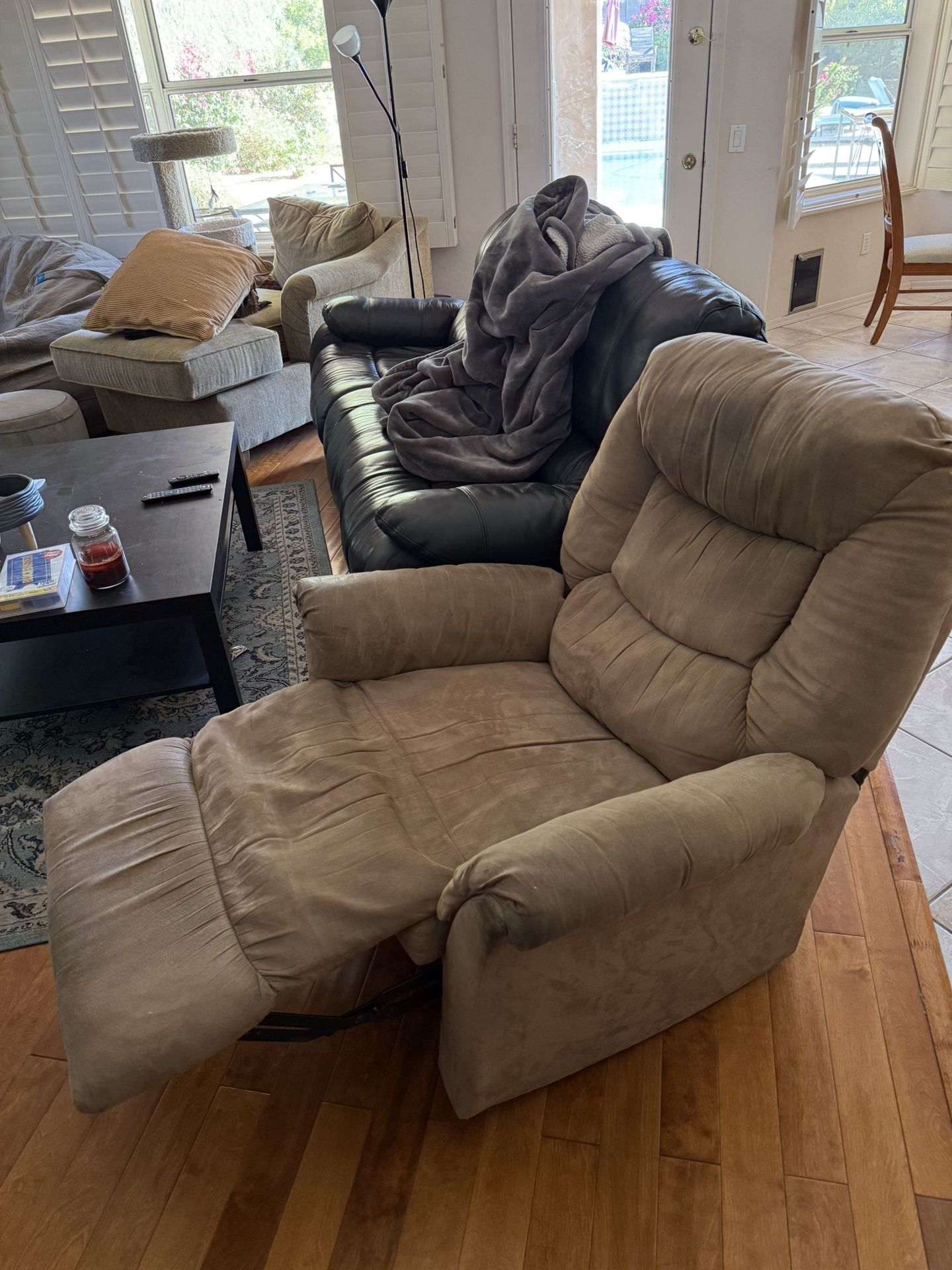 Recliner Chair