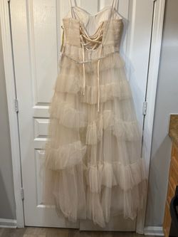 ✨ NEW WITH TAGS CHAMPAGNE FORMAL GOWN ✨