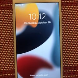 Apple iPhone 7 32GB Unlocked For Any Carrier!