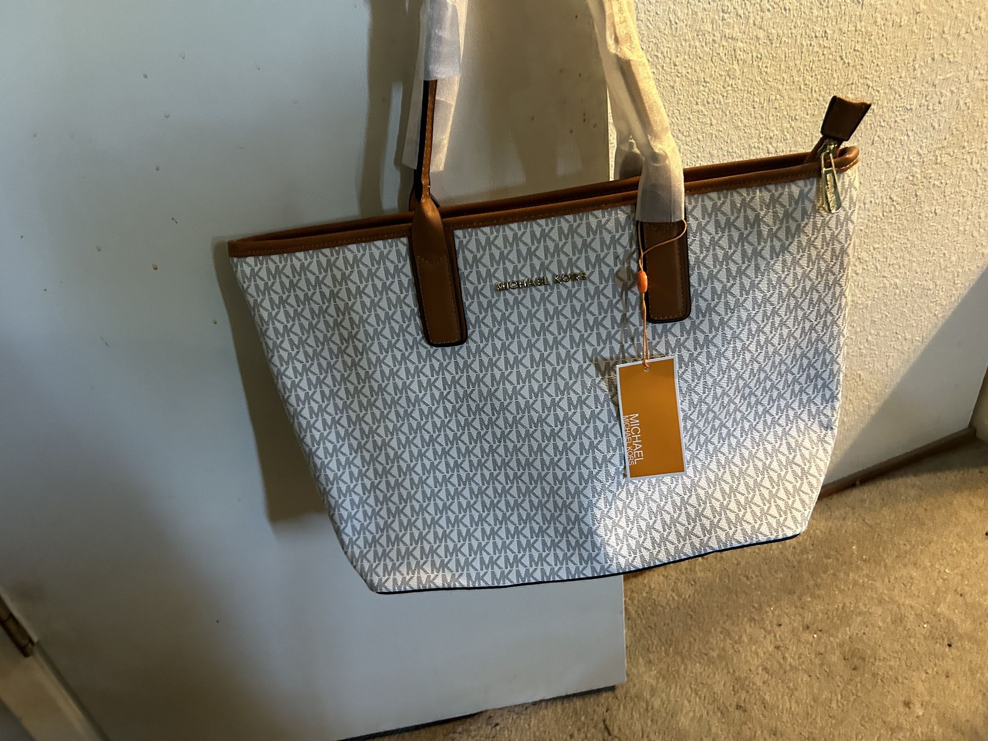 Michael Kors Tote Bag 18”x11”
