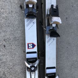Snow Skii