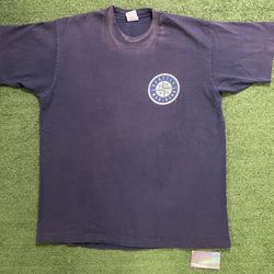 Vintage 1990s Seattle Mariners baseball tee