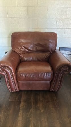 Brown single seating recliner chair