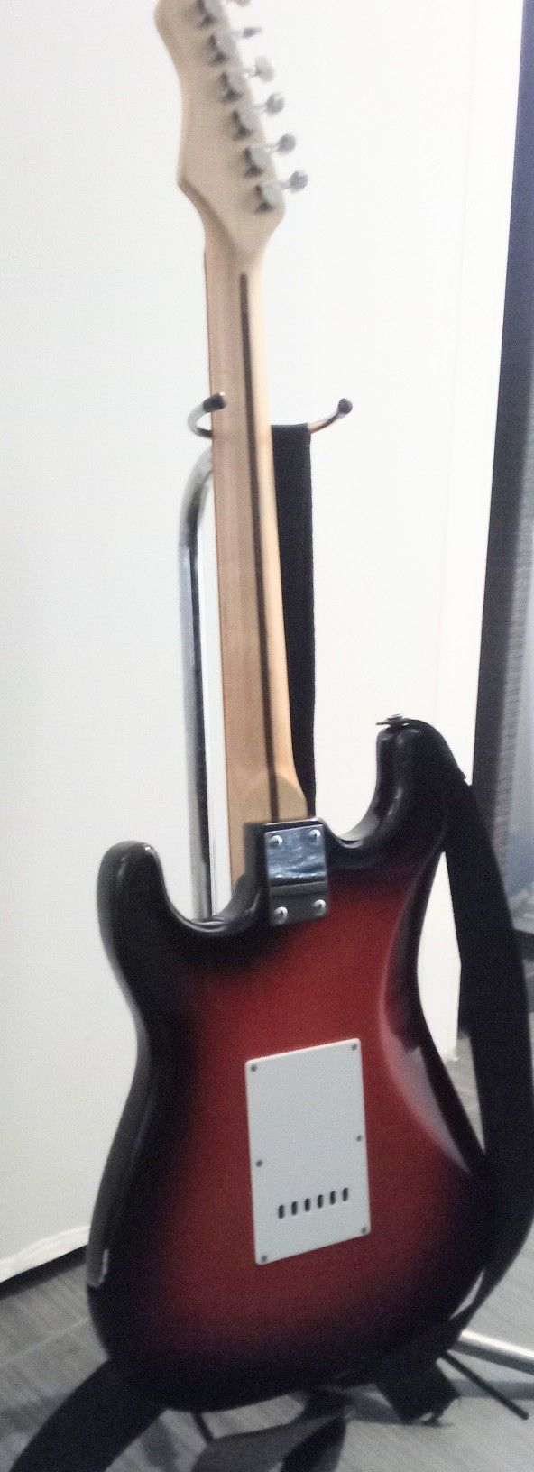 Ion Strat Style Electric Guitar