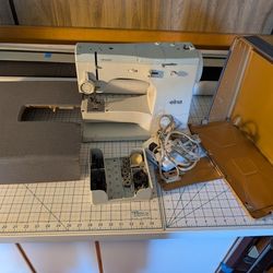 Elna SU Sewing Machine