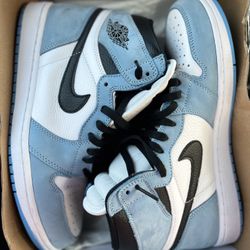 Size 11 - Jordan 1 Retro OG High University Blue