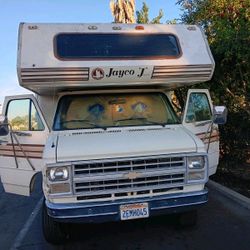 1987 Chevy Motorhome (RUNS&DRIVES)