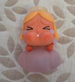Popmart crybaby