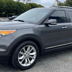 2015 Ford Explorer