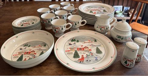 30 piece Sango Silent Night Set
