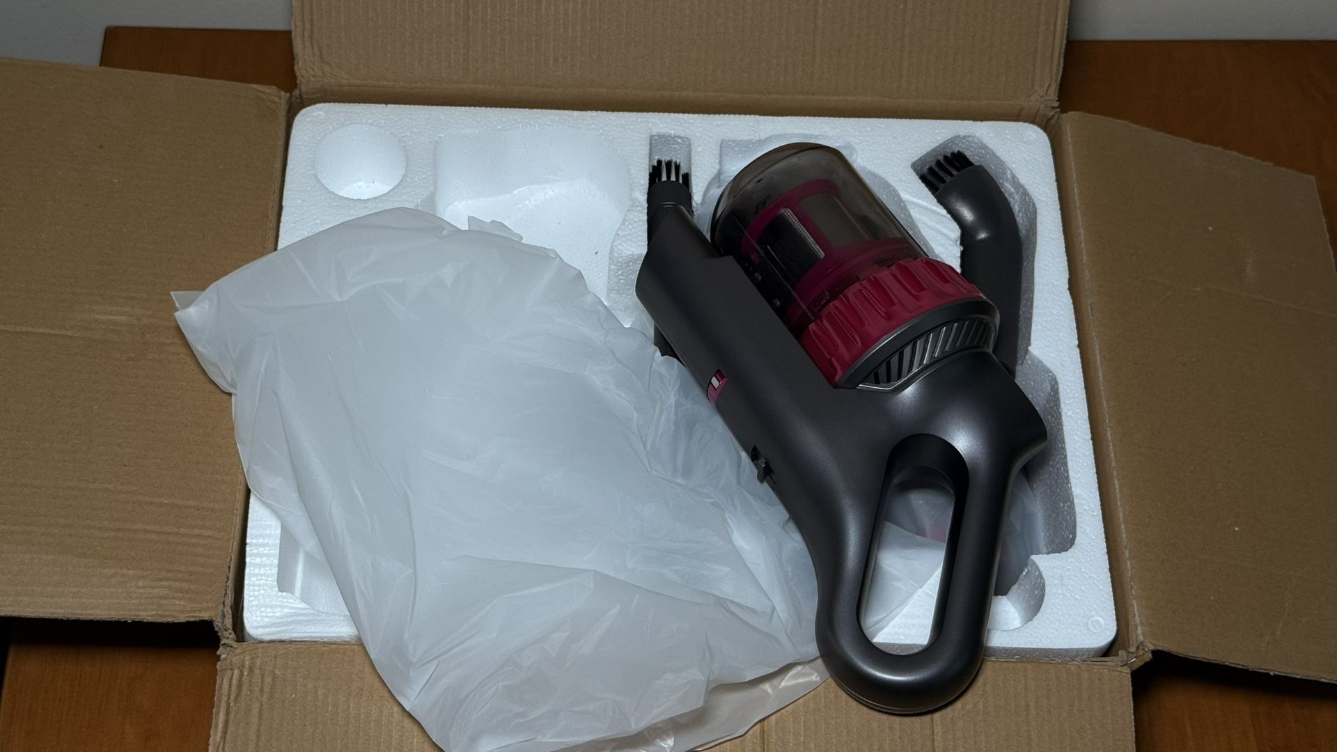 Bed Vacuum Cleaner Handheld Mattress Vacuum with HEPA Filter and UV Light