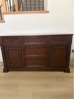 Dining Hutch