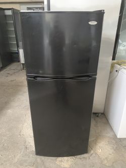 Fridge Whirlpool Good Condition 24” Wide 90 Days Warranty Refry Whirpool Buenas Condiciones 24 Pulgadas Ancho 90 Dias De Garantia 