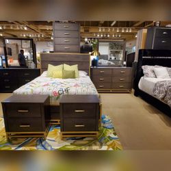 4 Piece Queen  / King Size Bedroom Set  ( Included Bed Frame , Dresser , Mirror , Nightstand )