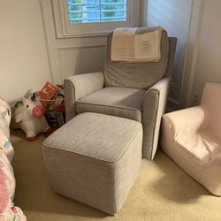 Potter Barn Bedford Swivel Glider With Ottoman In Performance Slubby Chenille Fog