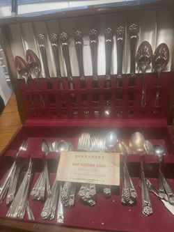 1847 Roger Bros Americas Finest Silverware with Wooden Chest