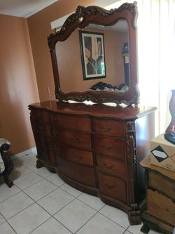 Queen Size Bed Set