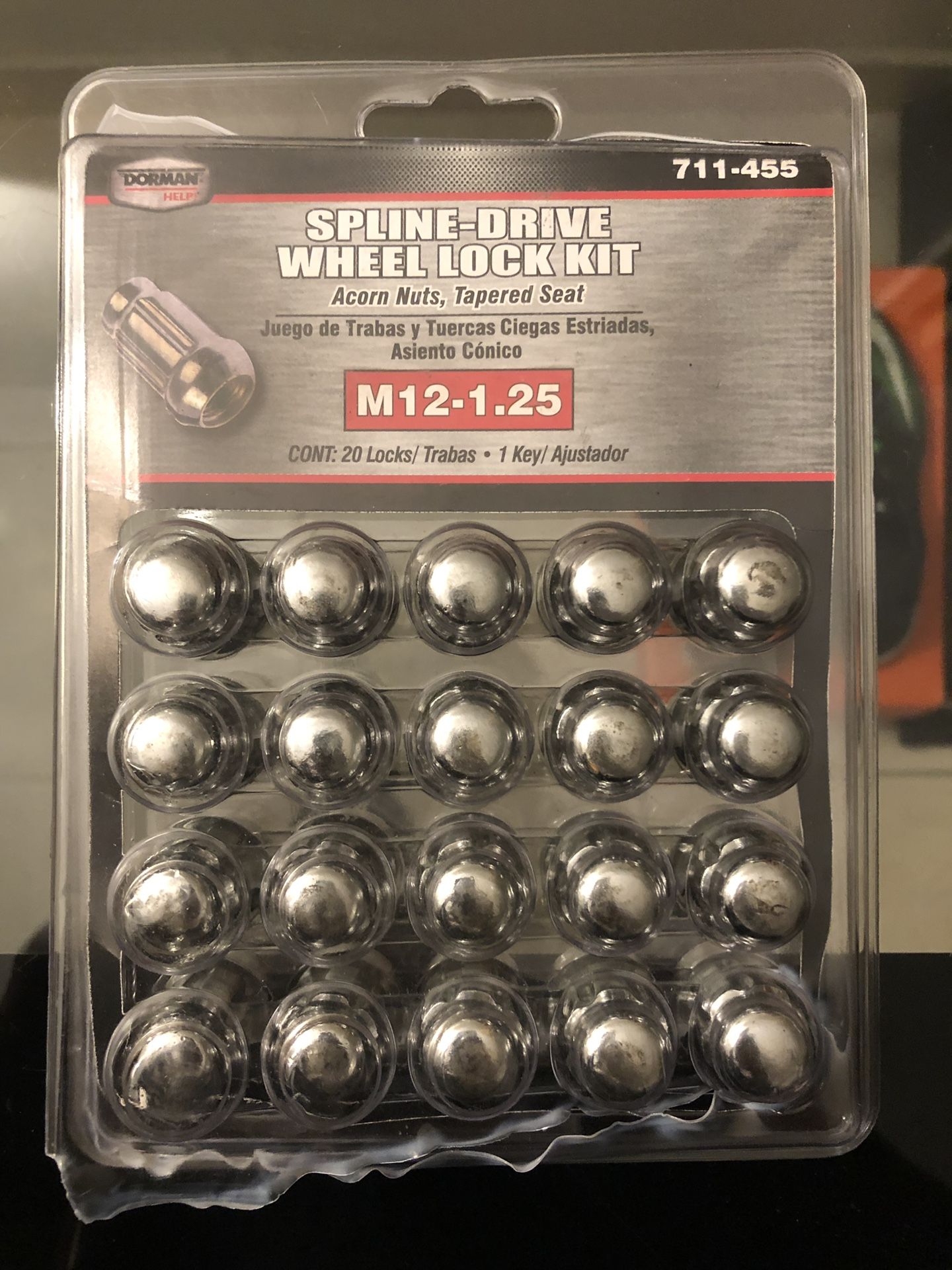 Wheel lug nuts M12-1.25