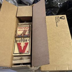 12 Victor Rat Traps / 12 Trampas Para Ratas