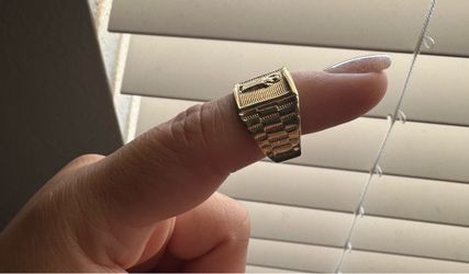 Gold ring