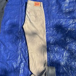 502 Levi’s Regular Taper 