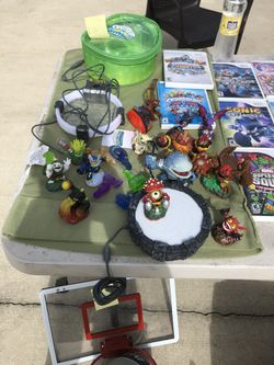 Sky lander will stuff