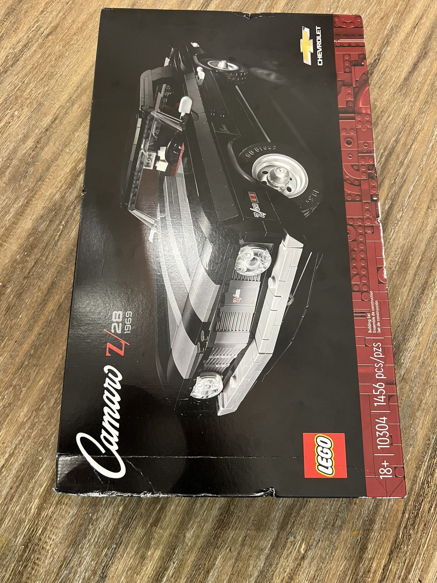 New LEGO Icons: Chevrolet Camaro Z/28 1969 (10304) 1456pcs BRAND NEW SEALED