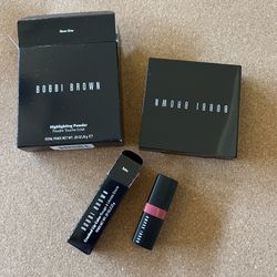 BOBBI BROWN Highlighting Powder - Moon Glow and mini lipstick 