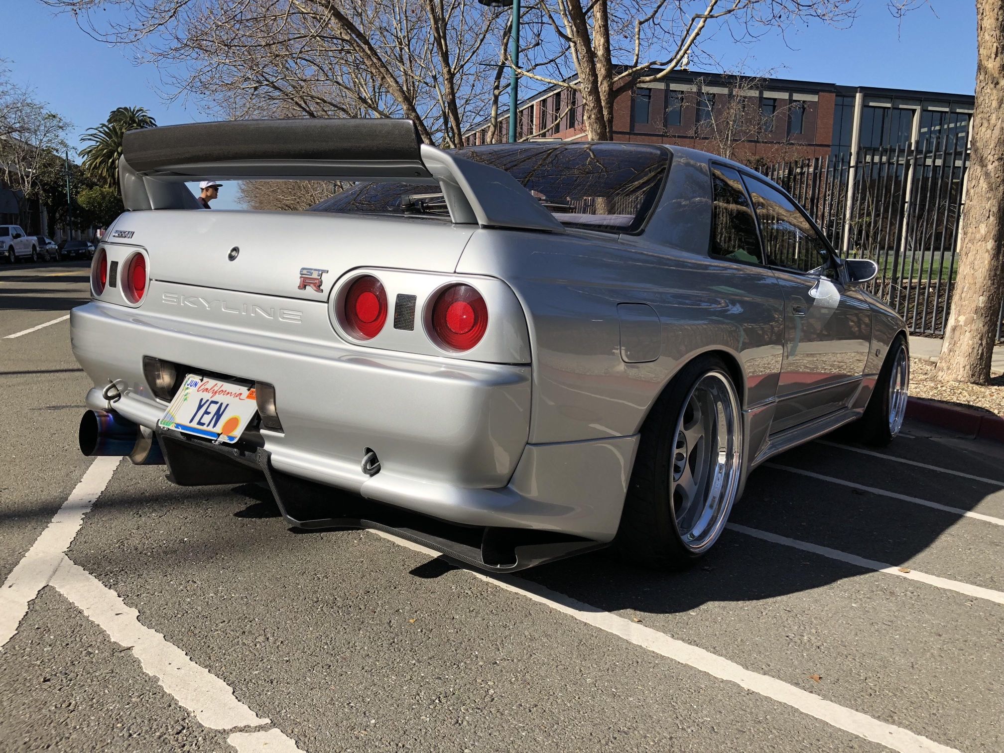 R32 Nissan GTR Rear Aprons Spats