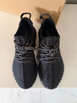 Yeezy 350 Pirate black