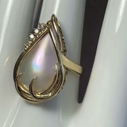 14k Gold Diamond Ring
